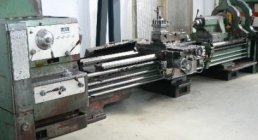 WEWAG / POREBA, 400 x 3.000, CENTER DRIVE, LATHES