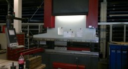 BEYELER (VERKAUFT), RT 4 125 x 2500, PRESSBRAKES 120-149T PRESSURE, SHEET METAL FORMING MACHINERY