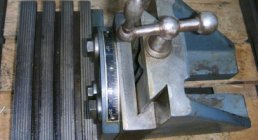 U, 3 T-Nuten, ACCESSORIES AND SPARE PARTS, LATHES