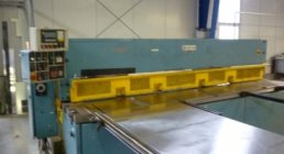 LIPTOVSKE STROJARNE, NTE 6,3 E, PLATE SHEARS - HYDR. 5-7MM PLATE, SHEET METAL FORMING MACHINERY