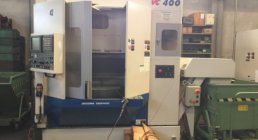 VERTICAL MACHINING CENTER DAEWOO, Daewoo ACE VC400 ROTOPALLET, 2-HI, ROLLING MILLS