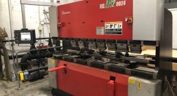 AMADA, RG M2-8024, HYDRAULIC, PRESS BRAKES